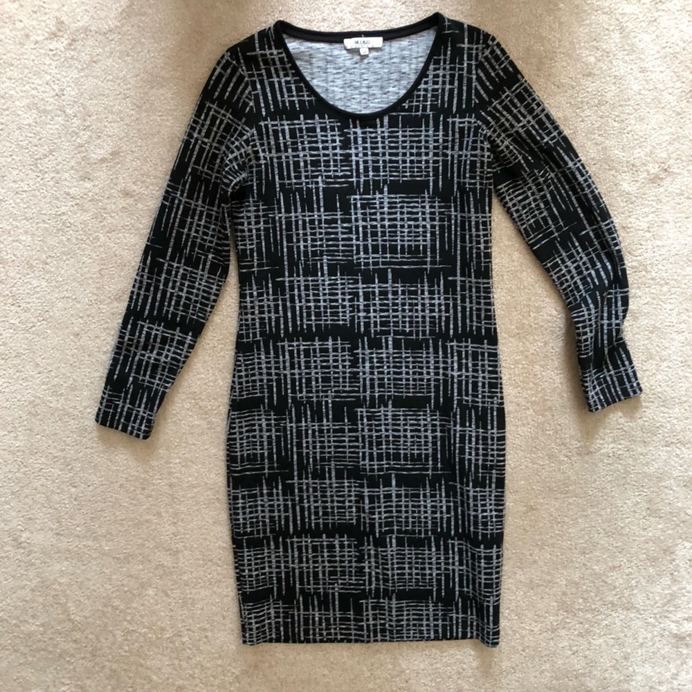 M.I.K.O Long Sleeve Black Knit Dress with Elbow Pads Size Small